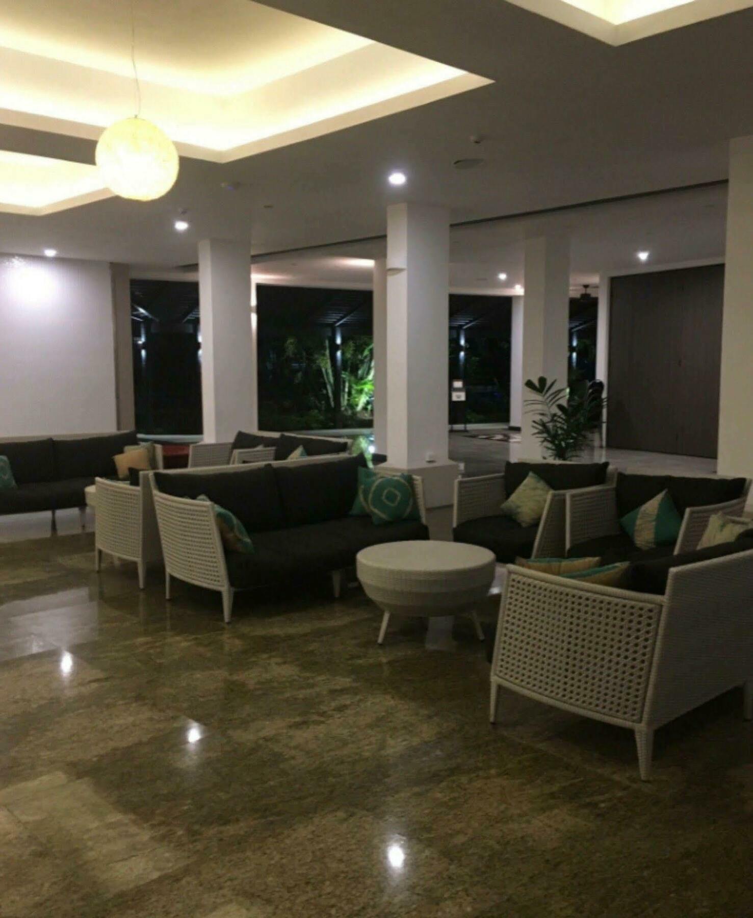 Tanoa International Dateline Hotel Nuku'alofa Exterior photo